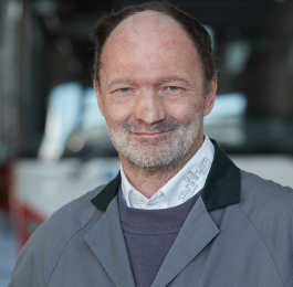 Samhaber LKW-Center GmbH Ernst Kruiss von Samhaber LKW-Center GmbH